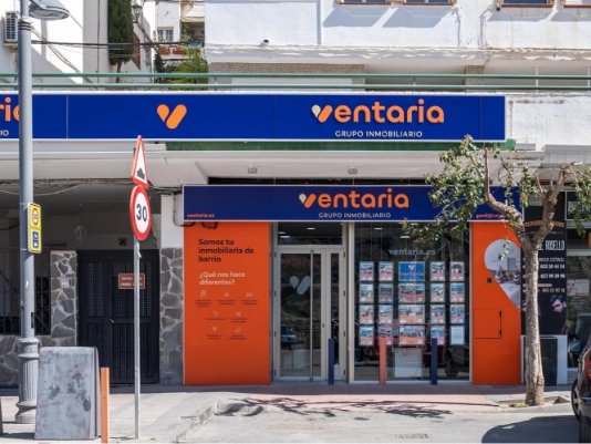 Frontal del local de Cenes de la Vega de Ventaria