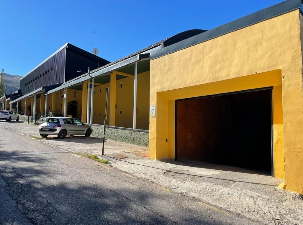 Garaje Cerrado en Sierra Nevada